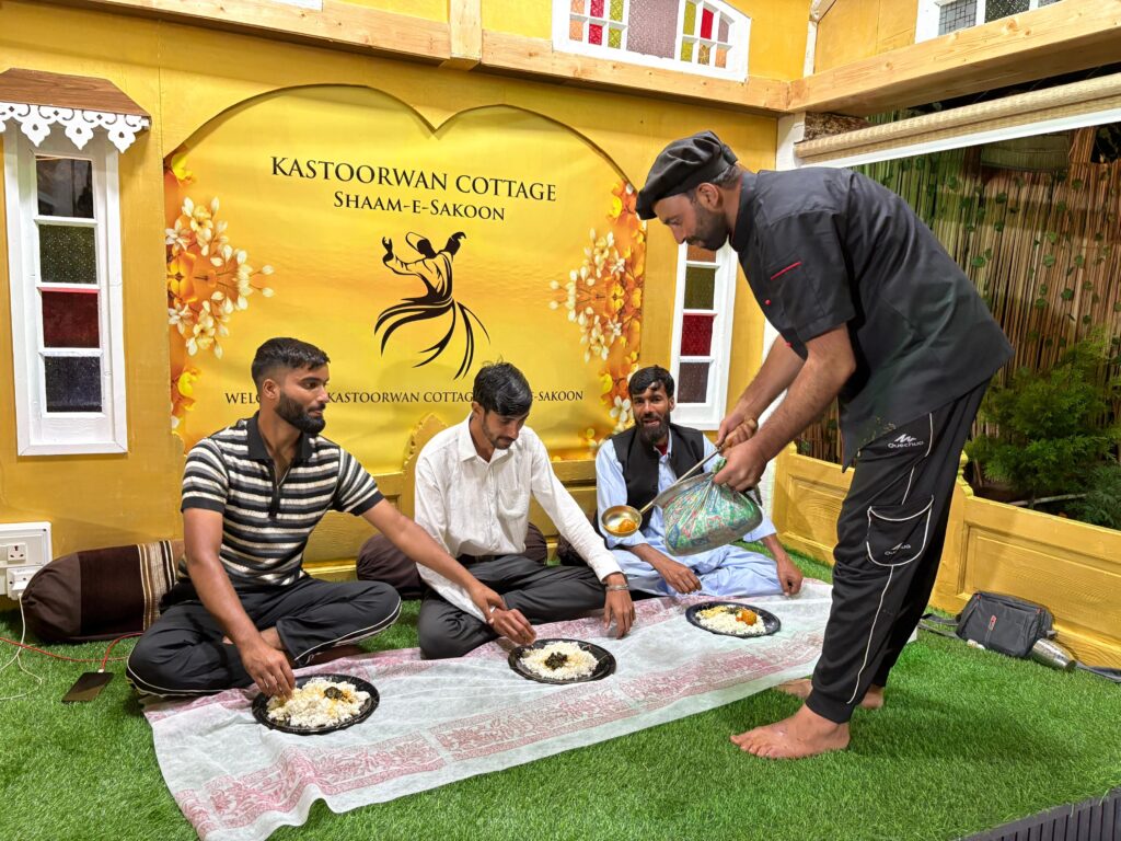 Kashtoorwan Cottage Khag Images (28)